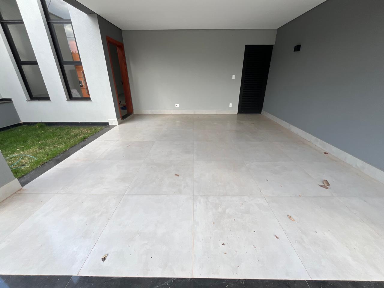 Casa condomínio Mônaco com 3 dormitórios, sendo 1 suíte, 2 vagas